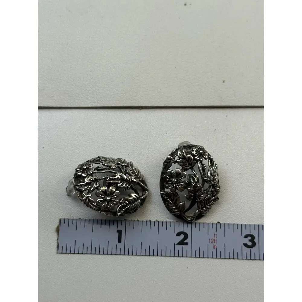 TH-90 Mexico Sterling Silver Pierced Earrings 1.25